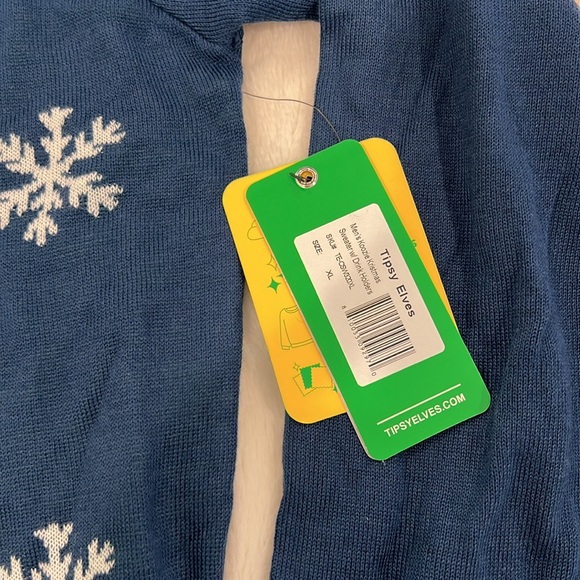 Tipsyelves christma sweater! New - Picture 6 of 7